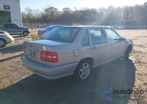 2000 Volvo S70 Se from USA, damaged, VIN YV1LS61J2Y2633000